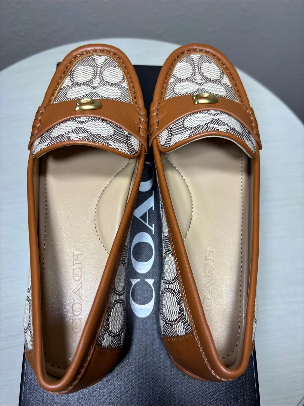COACH Sculpted C Driver Loafers Signature Jacquard Cocoa Amber NIB
Size 6.5 - Picture 6 of 9